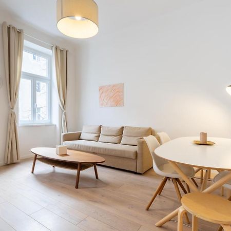 Modernes Apartment Im Charmanten Cottage Viertel Vienna Exterior photo