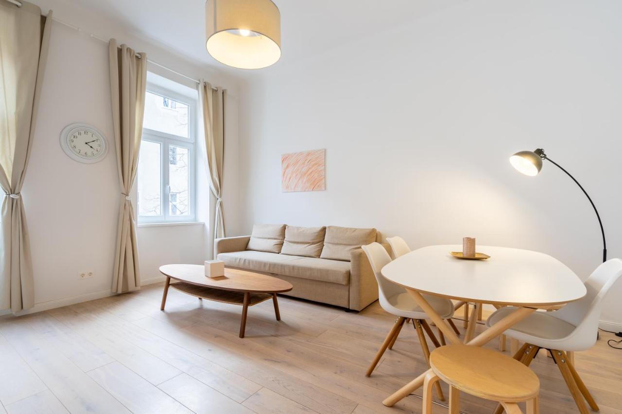 Modernes Apartment Im Charmanten Cottage Viertel Vienna Exterior photo