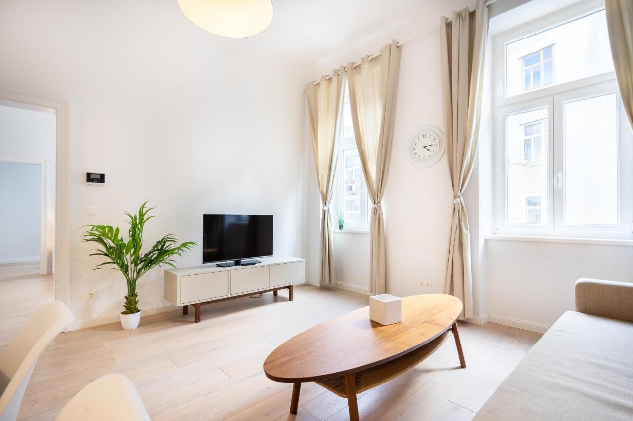Modernes Apartment Im Charmanten Cottage Viertel Vienna Exterior photo